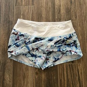 Lululemon Speed Up shorts size 8
